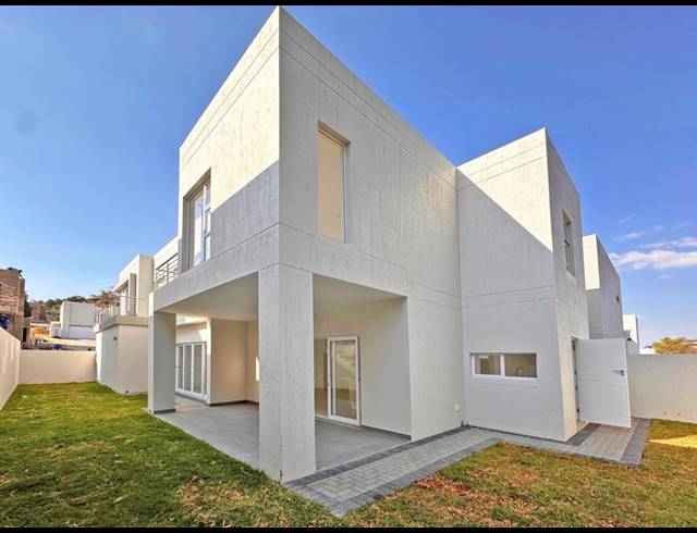 3 BEDROOM PROPERTY TO RENT IN BRYANSTON